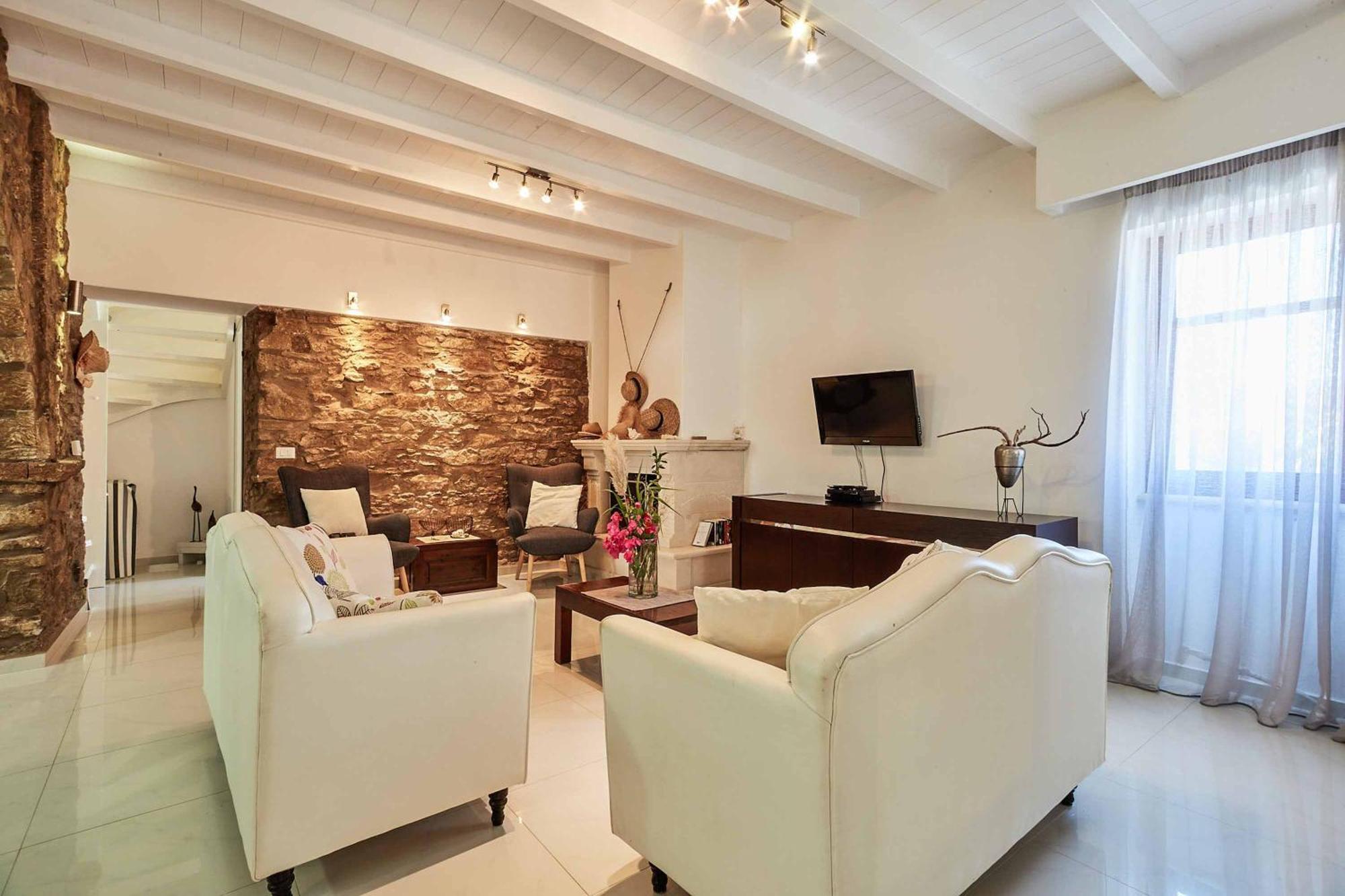 Villa St Dennis Makris Gialos  ภายนอก รูปภาพ