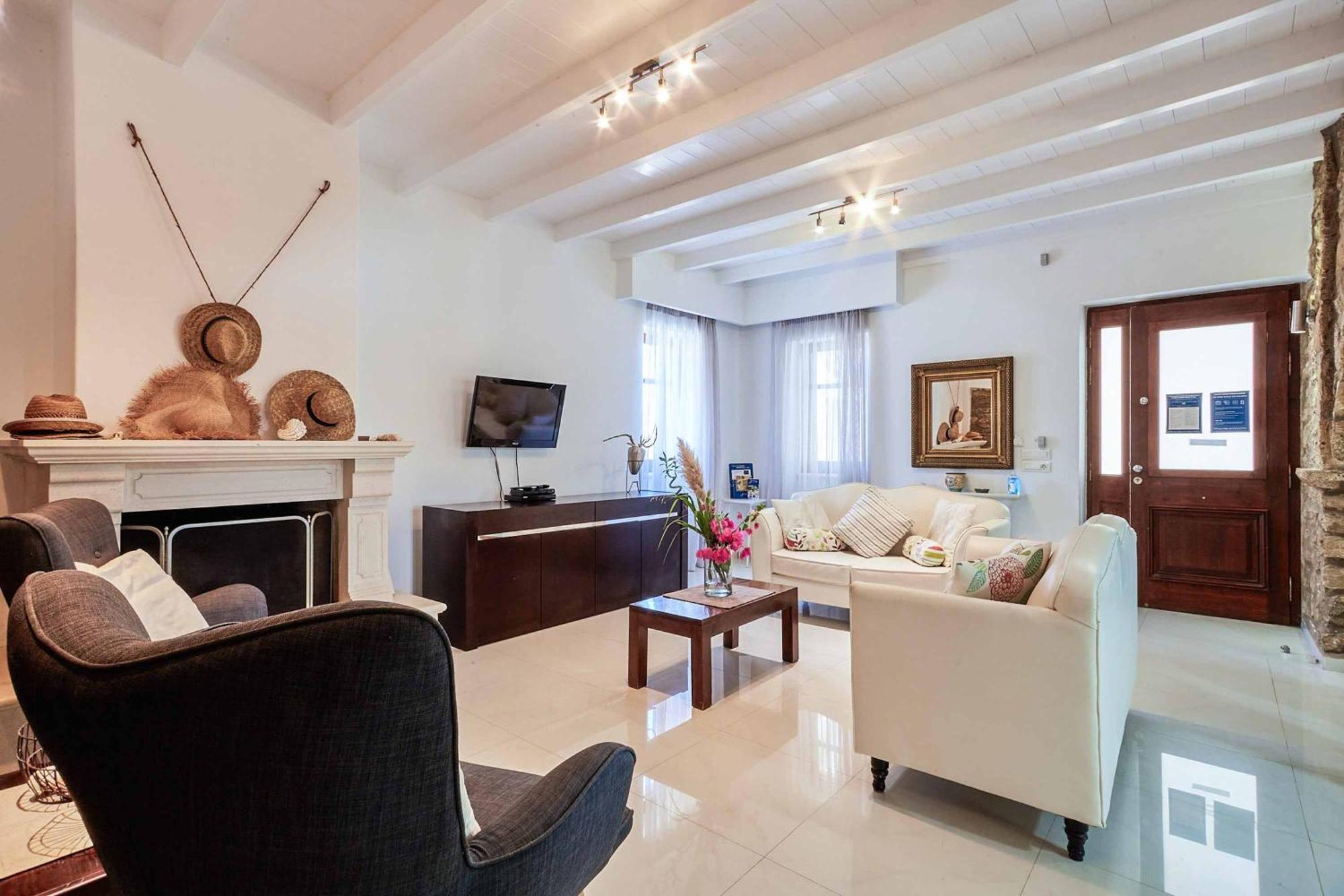 Villa St Dennis Makris Gialos  ภายนอก รูปภาพ